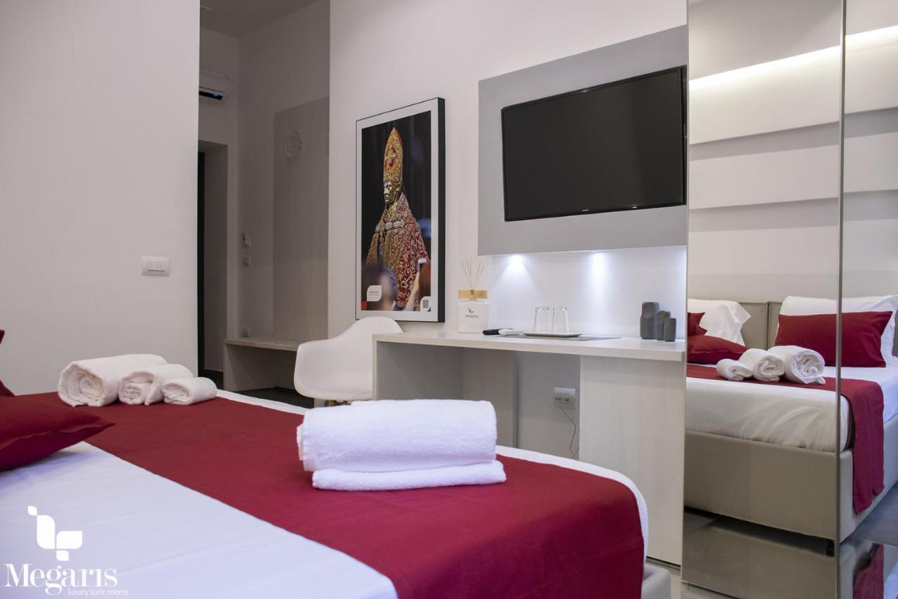 Megaris Luxury Suite Rooms Napoli Eksteriør billede