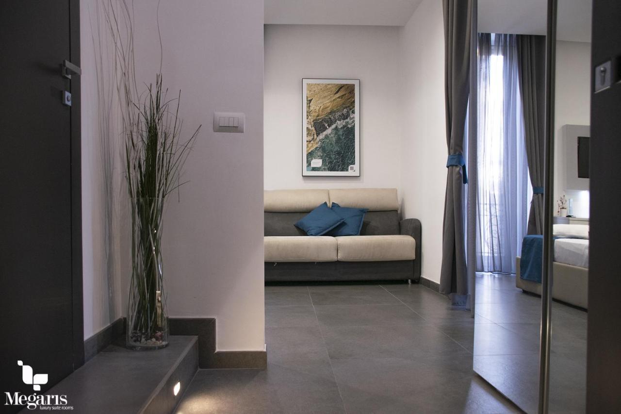 Megaris Luxury Suite Rooms Napoli Eksteriør billede