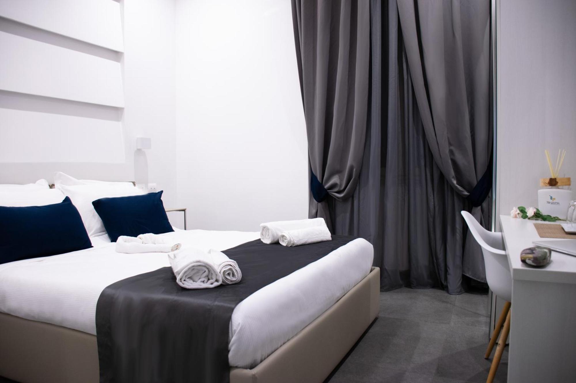 Megaris Luxury Suite Rooms Napoli Eksteriør billede