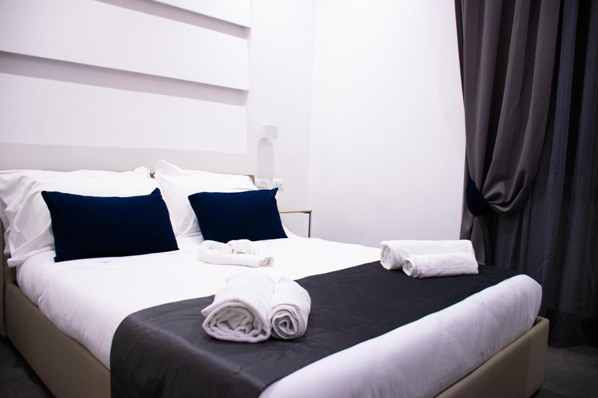 Megaris Luxury Suite Rooms Napoli Eksteriør billede